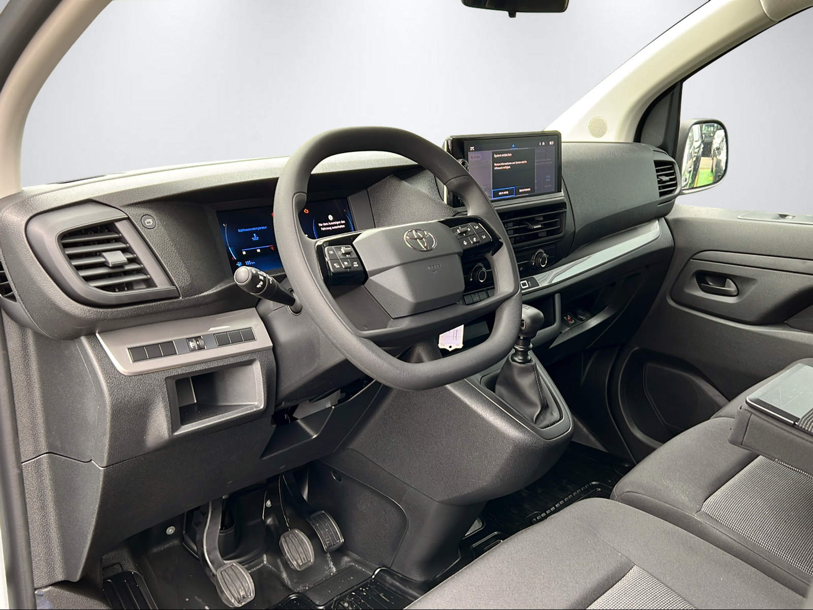 TOYOTA PROACE Van L1 2.0 D Advanced-image-13