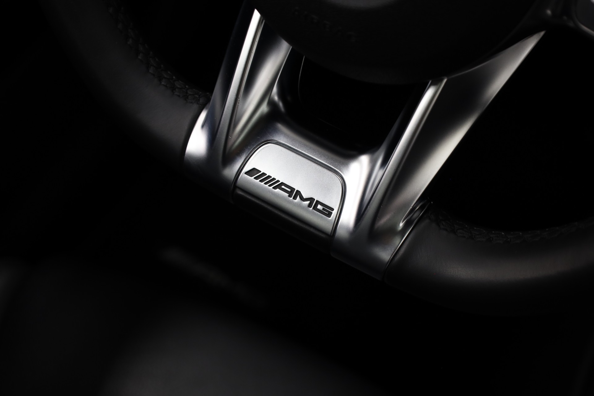 MERCEDES-BENZ GLC 43 AMG 4m-image-18