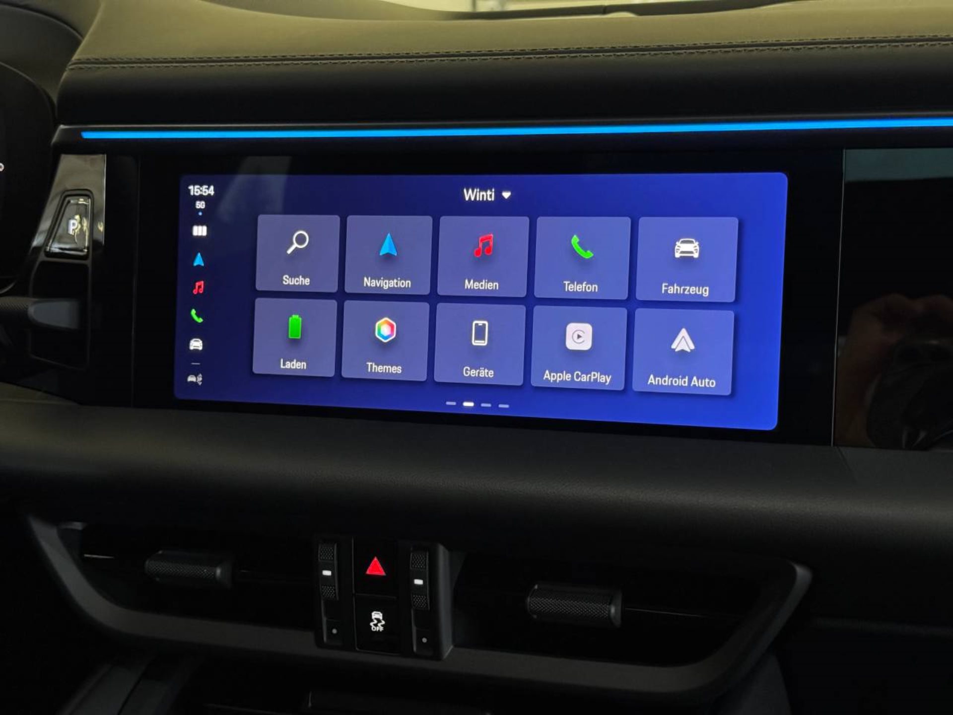 PORSCHE Macan 4S-image-17