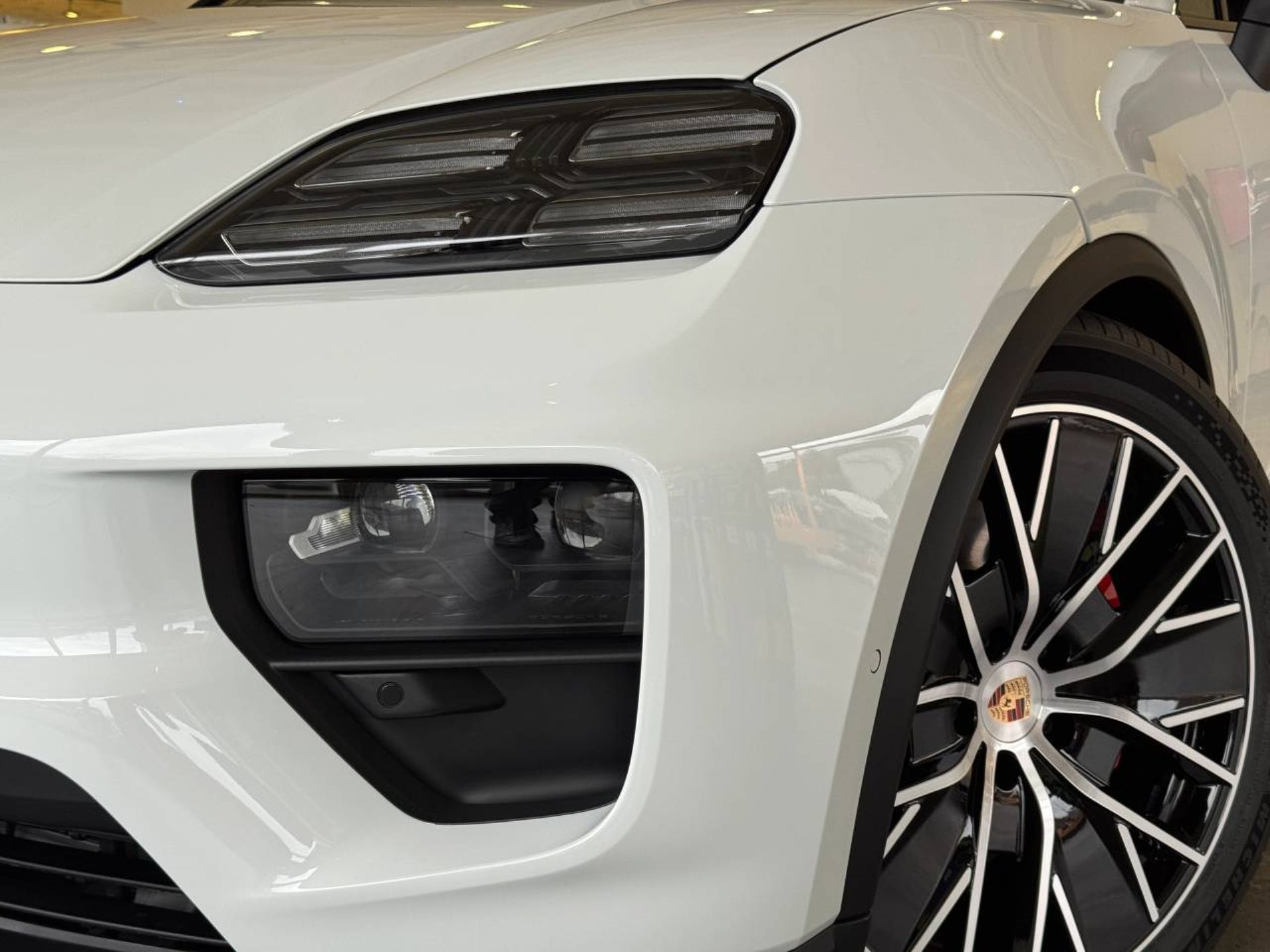 PORSCHE Macan 4S-image-31
