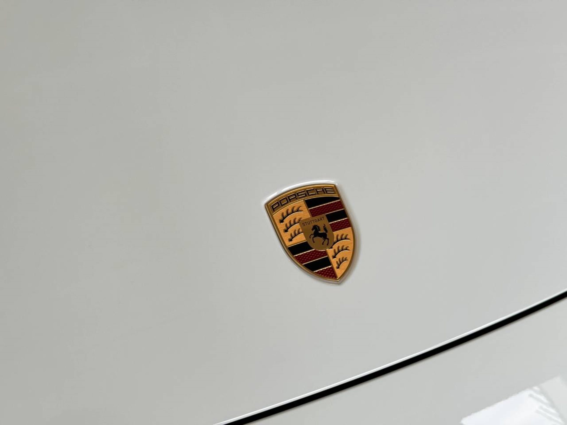 PORSCHE Macan 4S-image-30