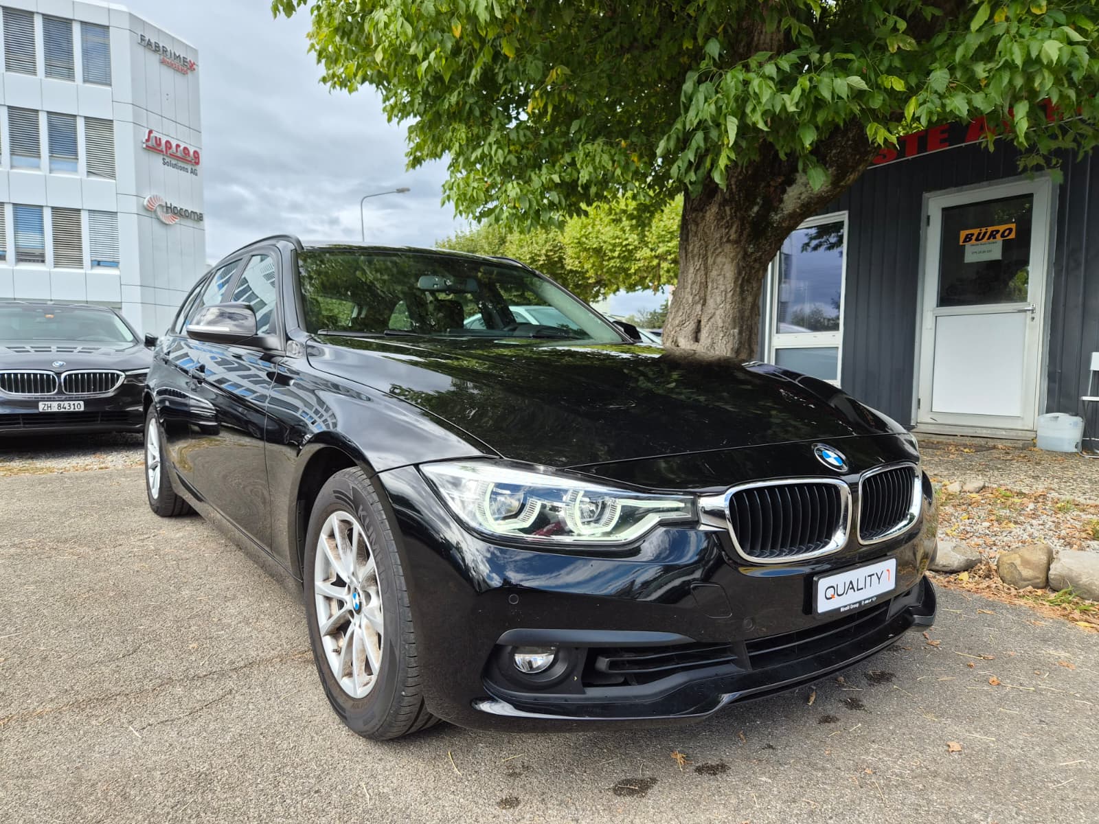 BMW 318i Touring Business Steptronic-image-0
