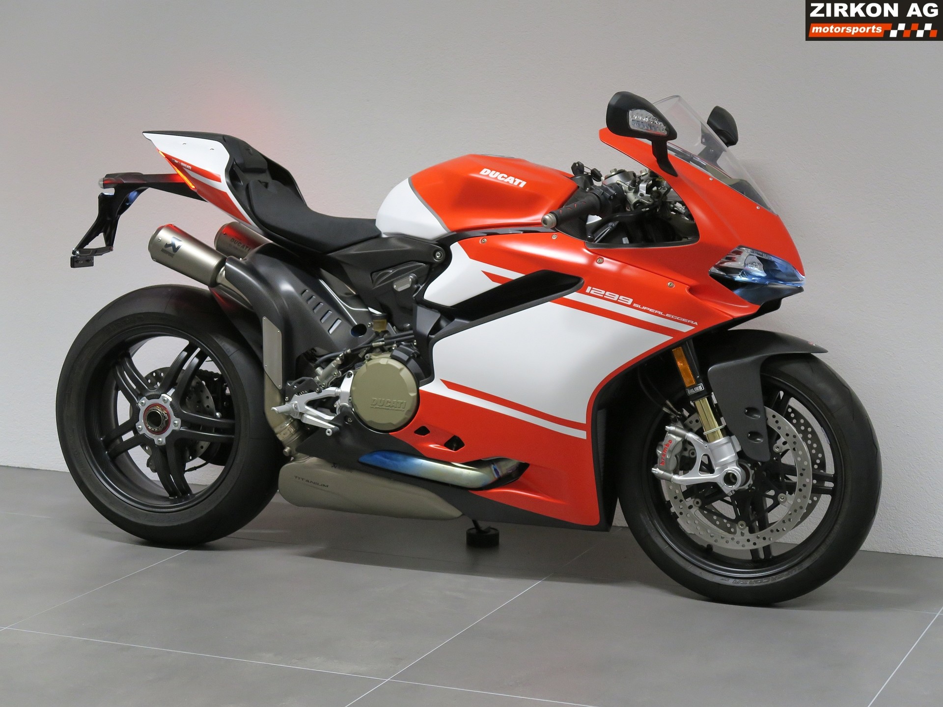 DUCATI Panigale 1299 Superleggera | signed by Jorge Lorenzo-showroom-element-1