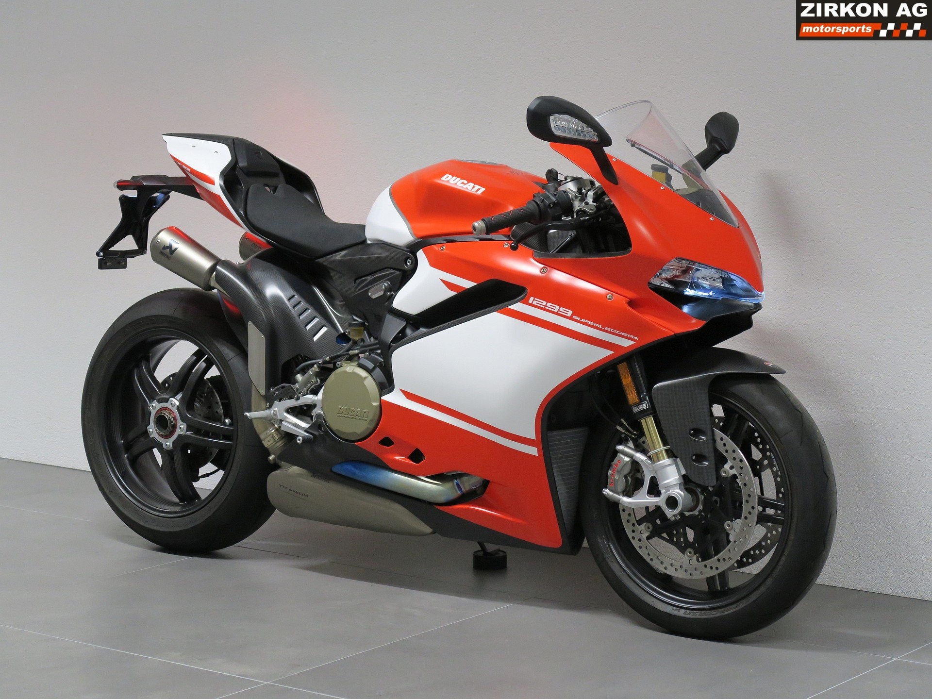 DUCATI Panigale 1299 Superleggera | signed by Jorge Lorenzo-showroom-element-2