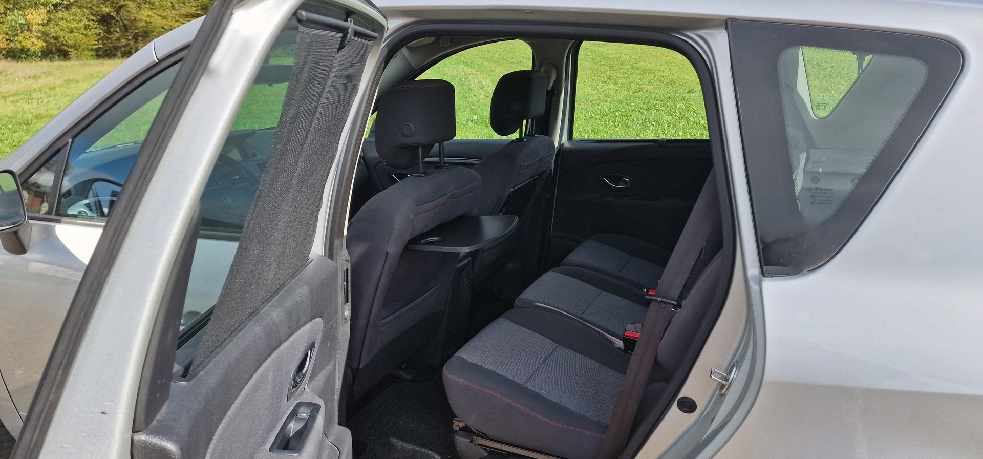 RENAULT Scénic 1.2 16V Turbo Dynamique-image-10