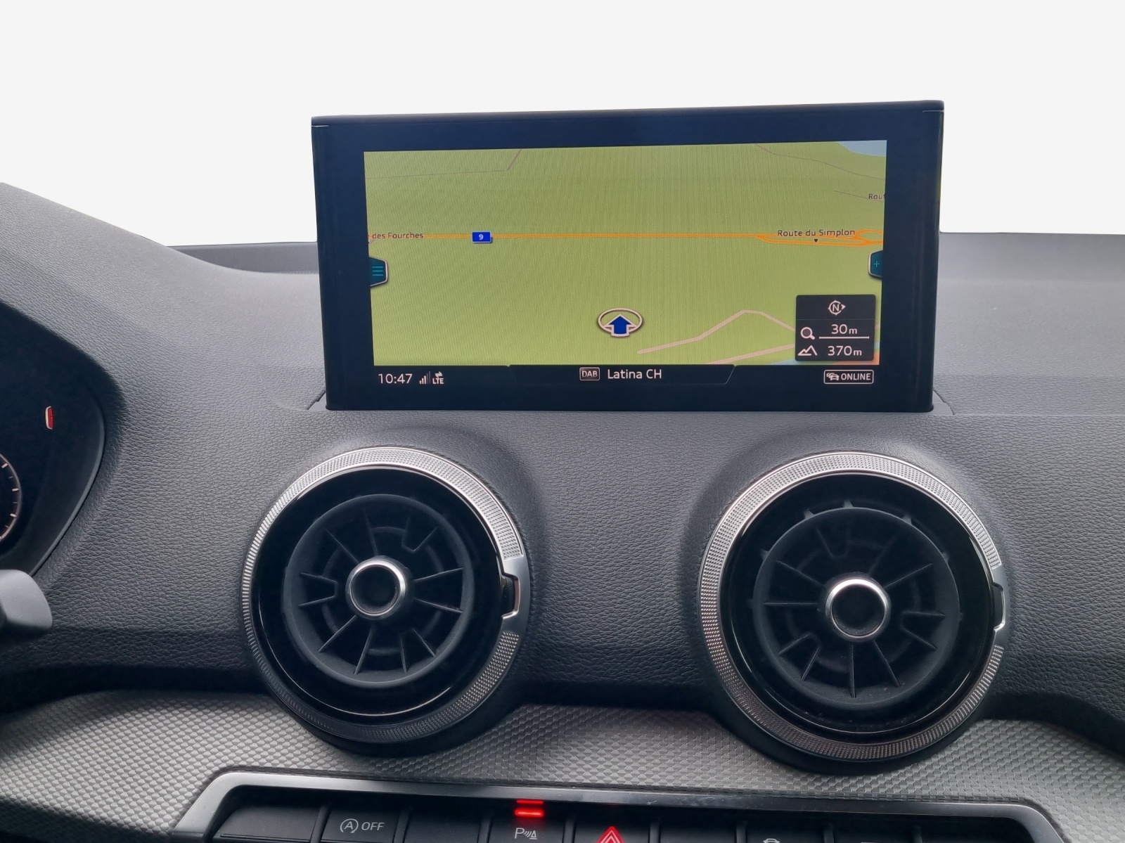 AUDI Q2 35 TFSI advanced S-tronic-image-14