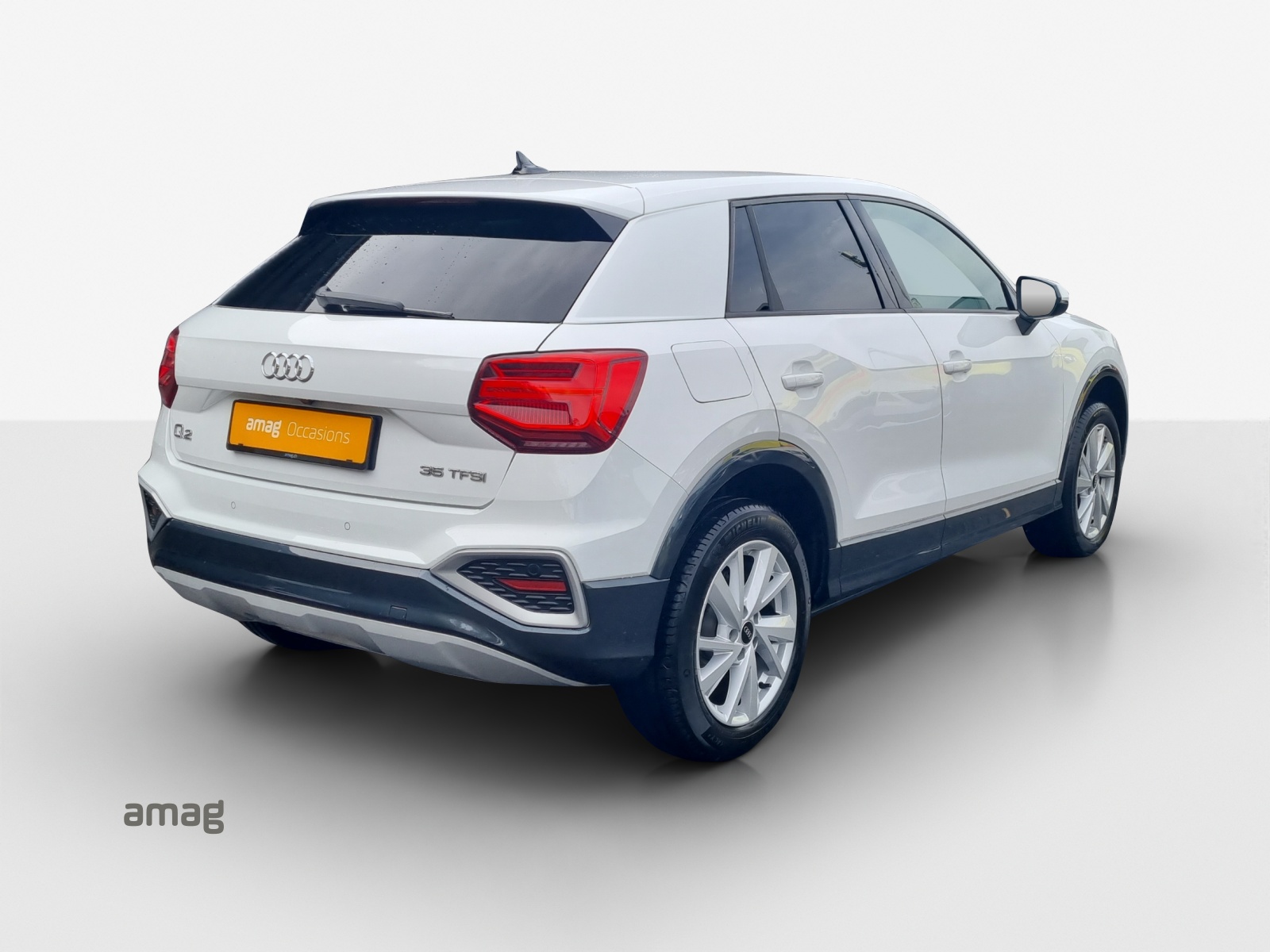 AUDI Q2 35 TFSI advanced S-tronic-image-4