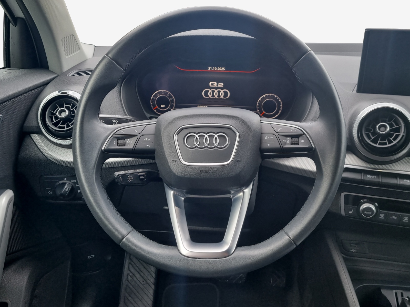 AUDI Q2 35 TFSI advanced S-tronic-image-9