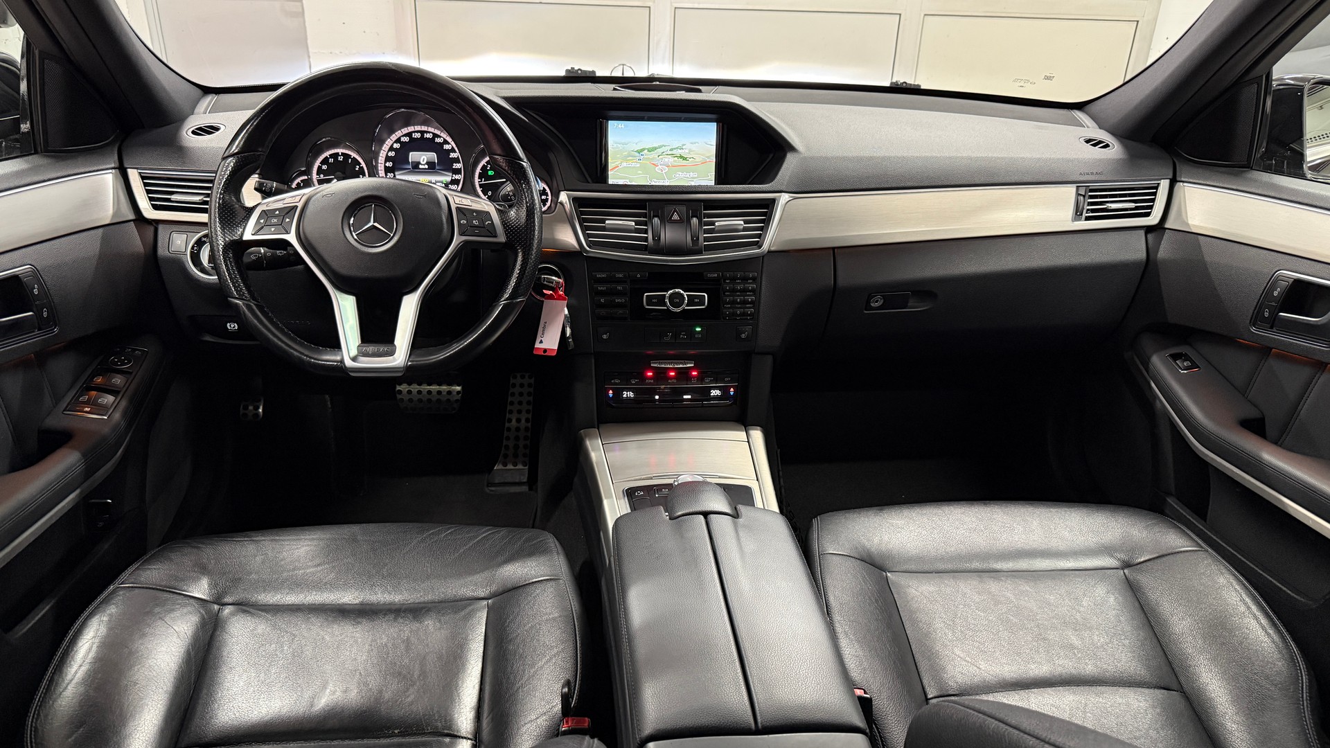 MERCEDES-BENZ E 250 CDI BlueEff. Avantgarde 4Matic 7G-Tronic, AMG- Line, AHK 2100kg., 8 fach berädert, Pan.dach., Leder, NAVI, BT, Tel u.v.m-image-11