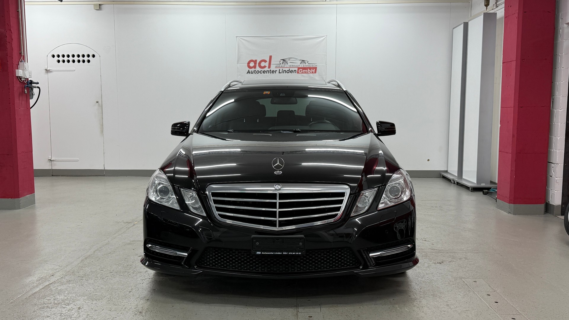 MERCEDES-BENZ E 250 CDI BlueEff. Avantgarde 4Matic 7G-Tronic, AMG- Line, AHK 2100kg., 8 fach berädert, Pan.dach., Leder, NAVI, BT, Tel u.v.m-image-2