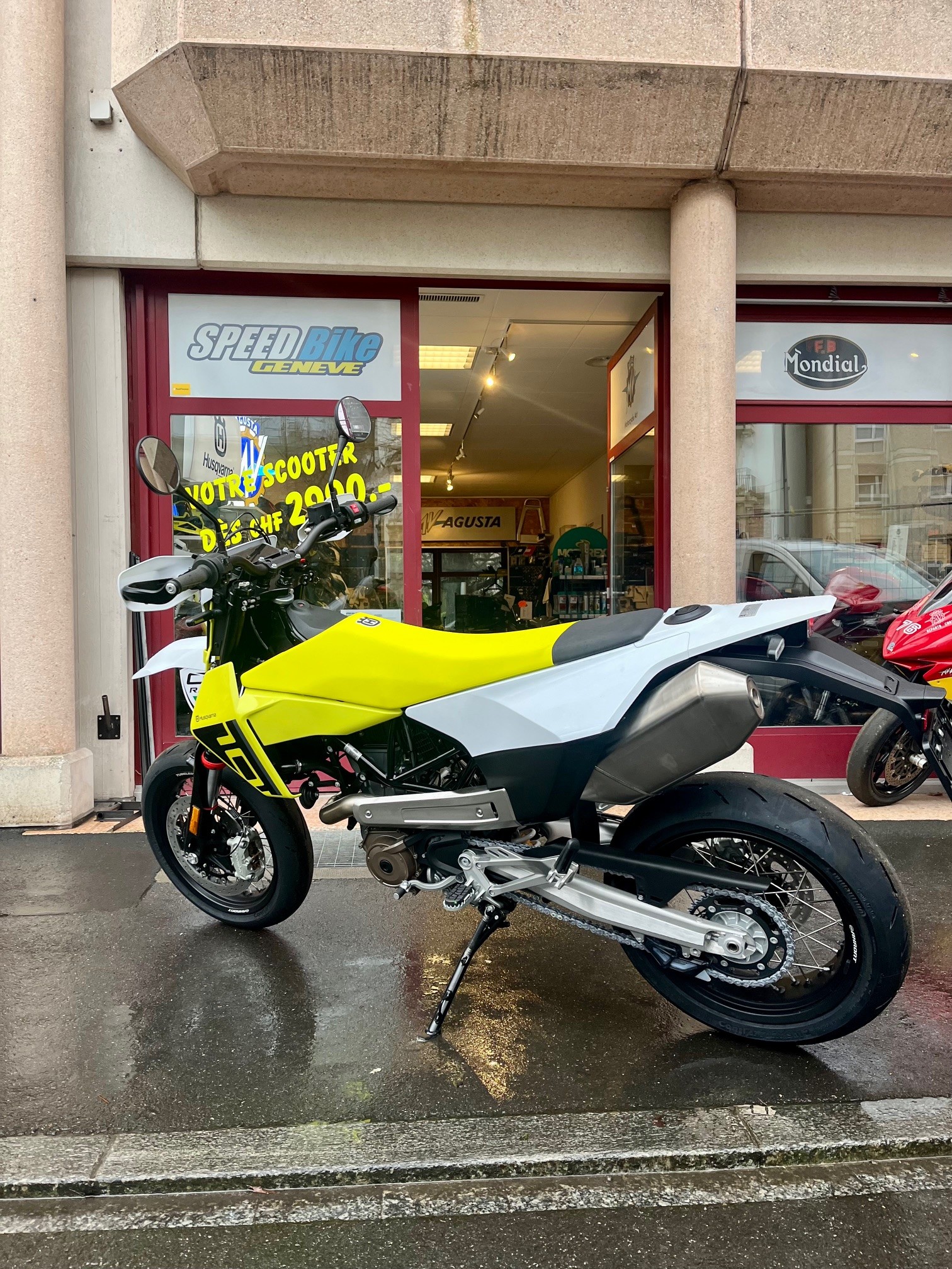 HUSQVARNA supermoto 2026-image-2