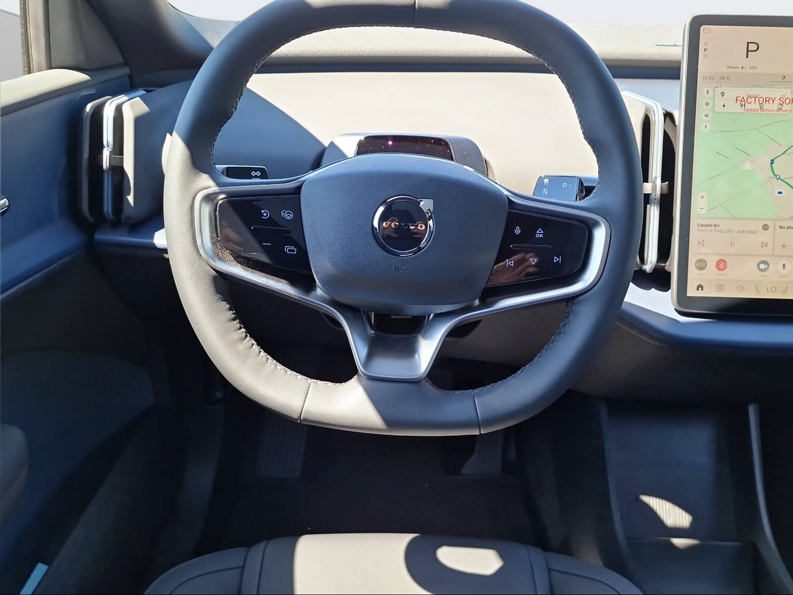 VOLVO EX 30 E60 Ultra-image-12
