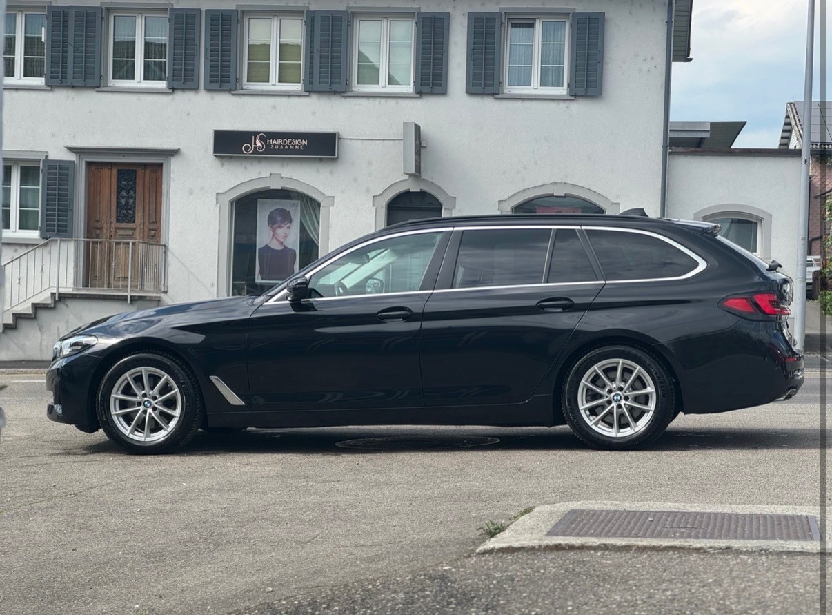 BMW 520d xDrive 48V Touring Pure M Sport Edition-image-3