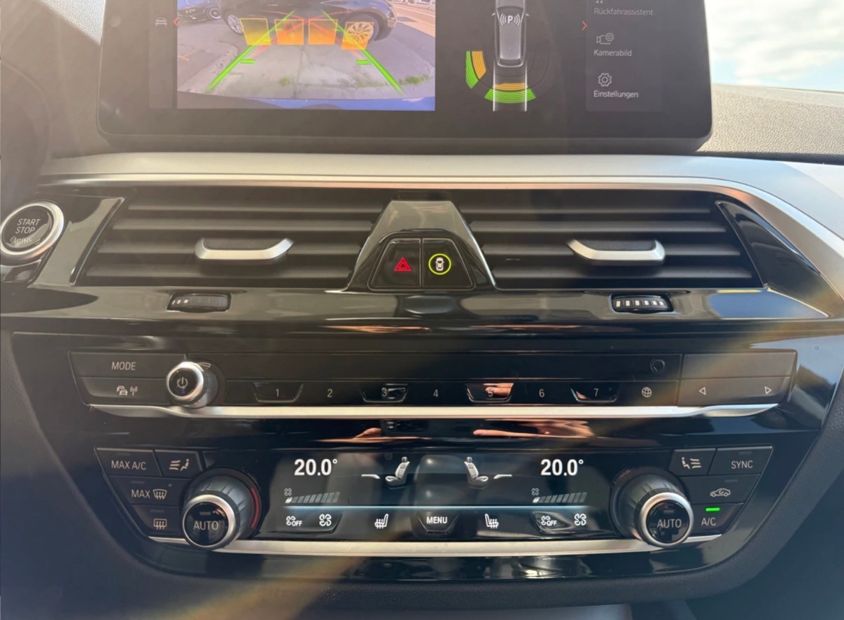 BMW 520d xDrive 48V Touring Pure M Sport Edition-image-10