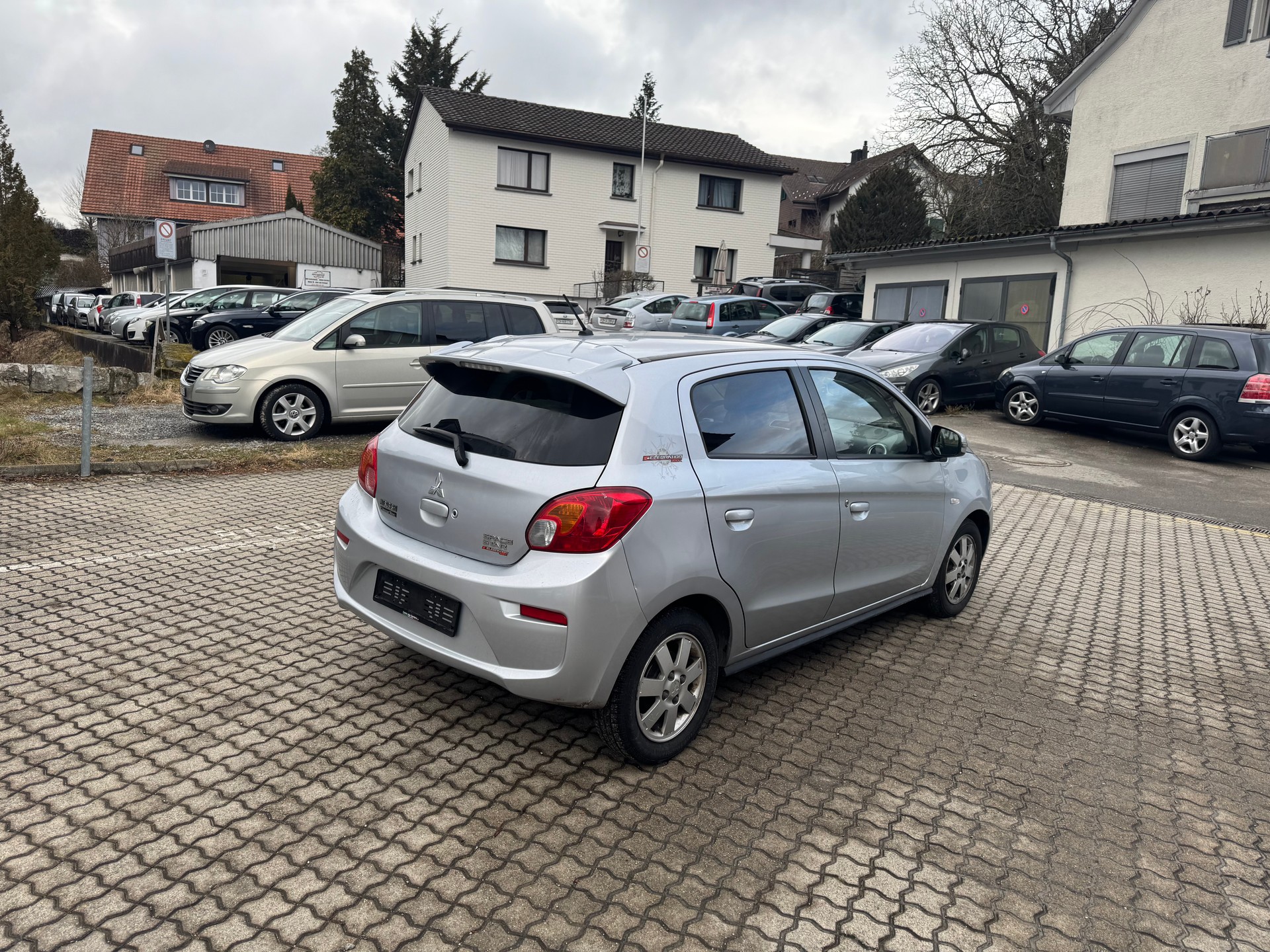MITSUBISHI Space Star 1.2 Navigator CVT-image-2