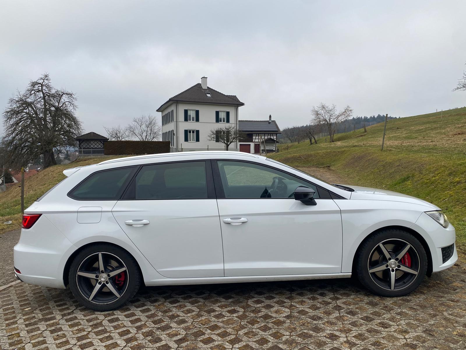 SEAT Leon ST 2.0 TSI Cupra 280 DSG-image-2