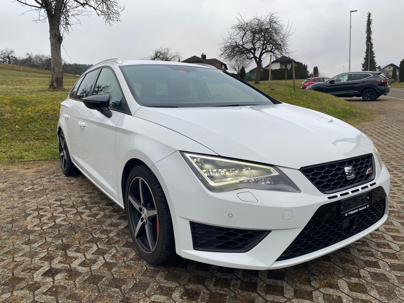 SEAT Leon ST 2.0 TSI Cupra 280 DSG-image-1