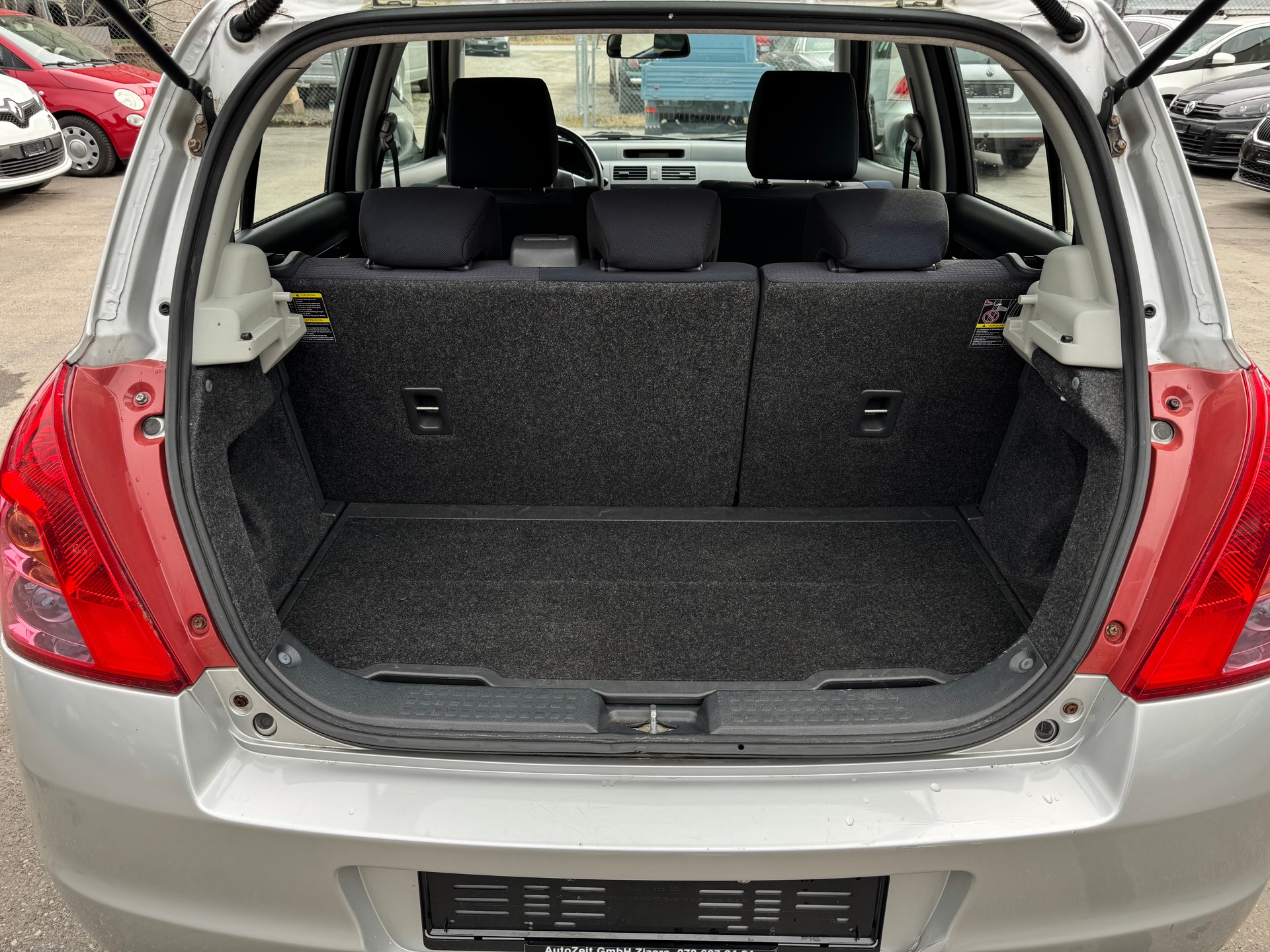 SUZUKI Swift 1.3i 16V GL Top Piz Sulai LE 4x4-image-5