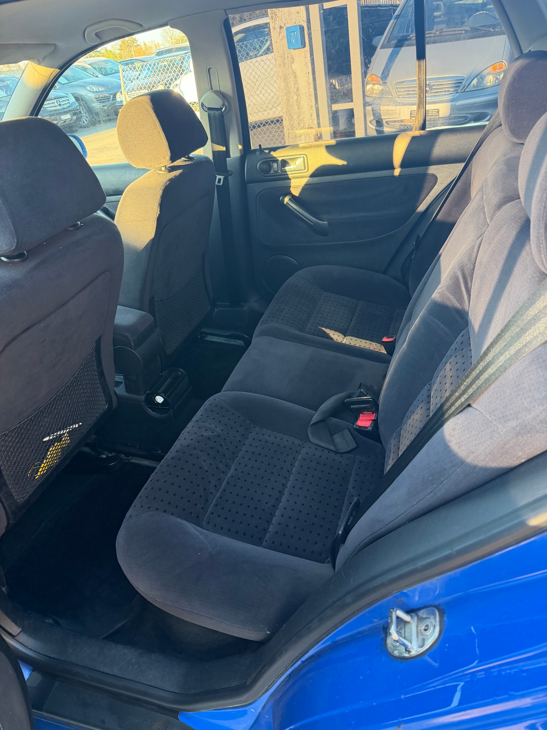 VW Golf 1.9 TDI Comfortline-image-11