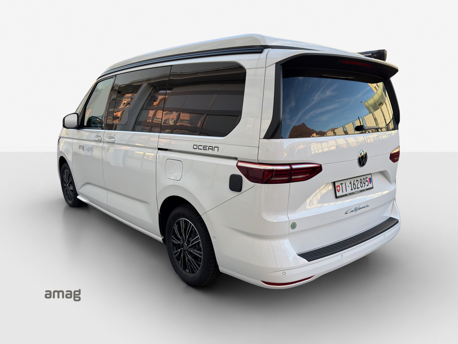 VW California 2.0 TDI Ocean Liberty-showroom-element-2