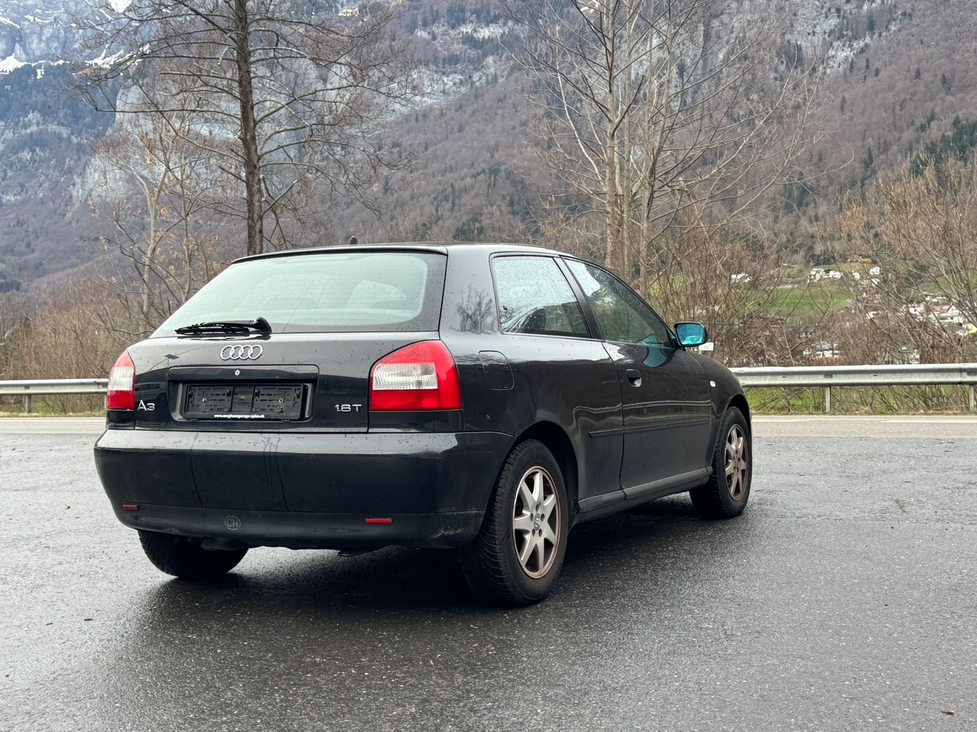 AUDI A3 1.8 T Attraction-image-15