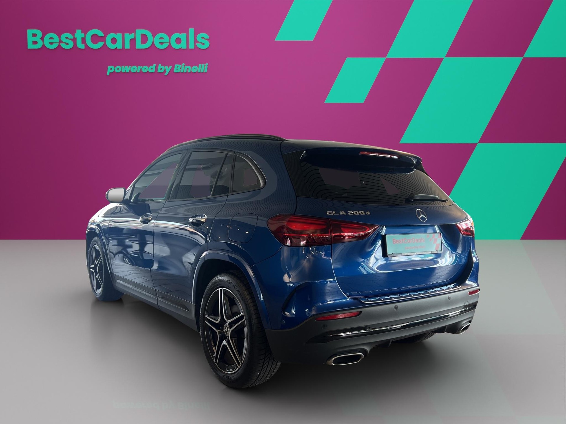 MERCEDES-BENZ GLA 200 d AMG Line-image-4