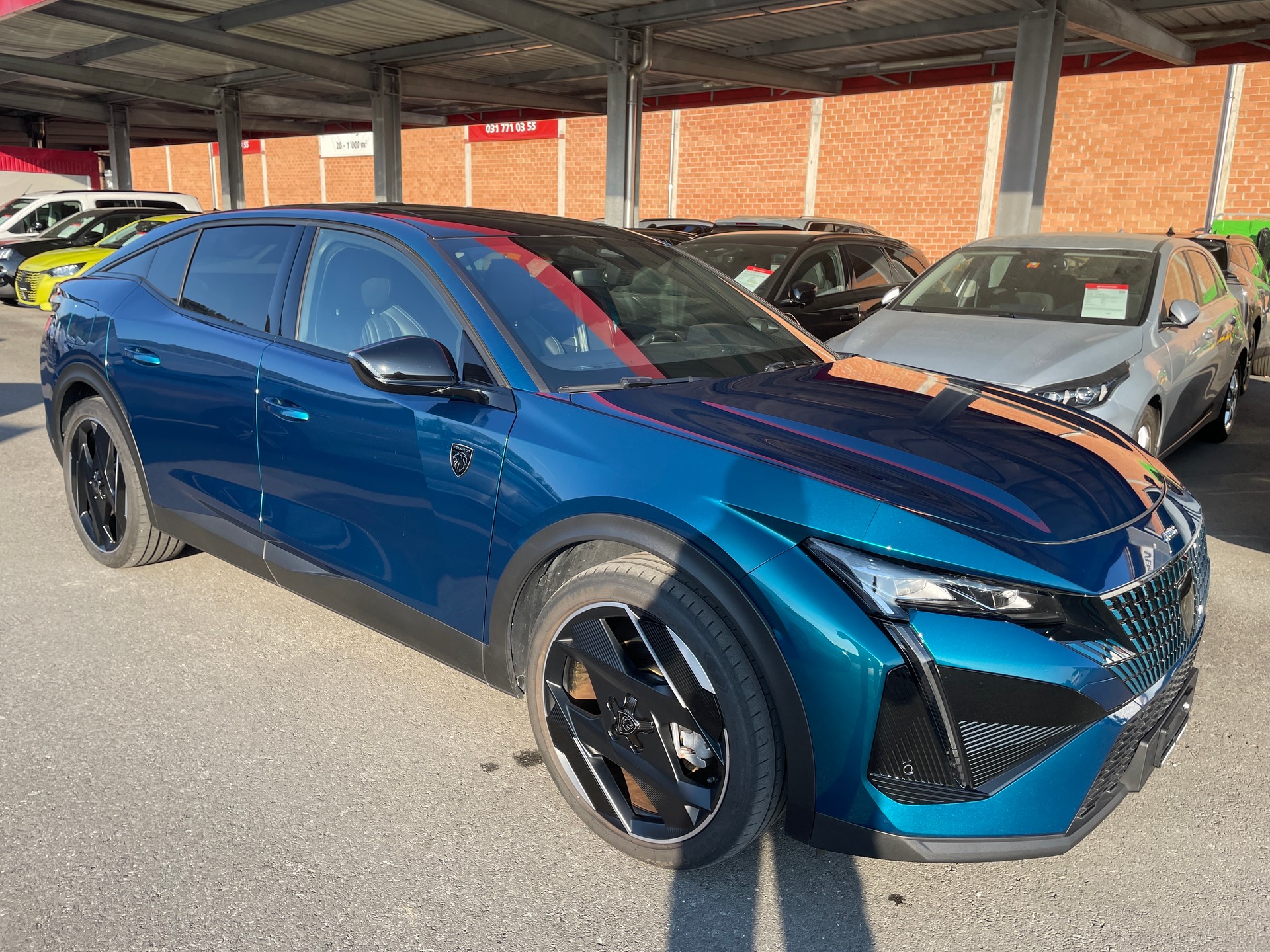 PEUGEOT 408 1.6 PHEV 225 GT