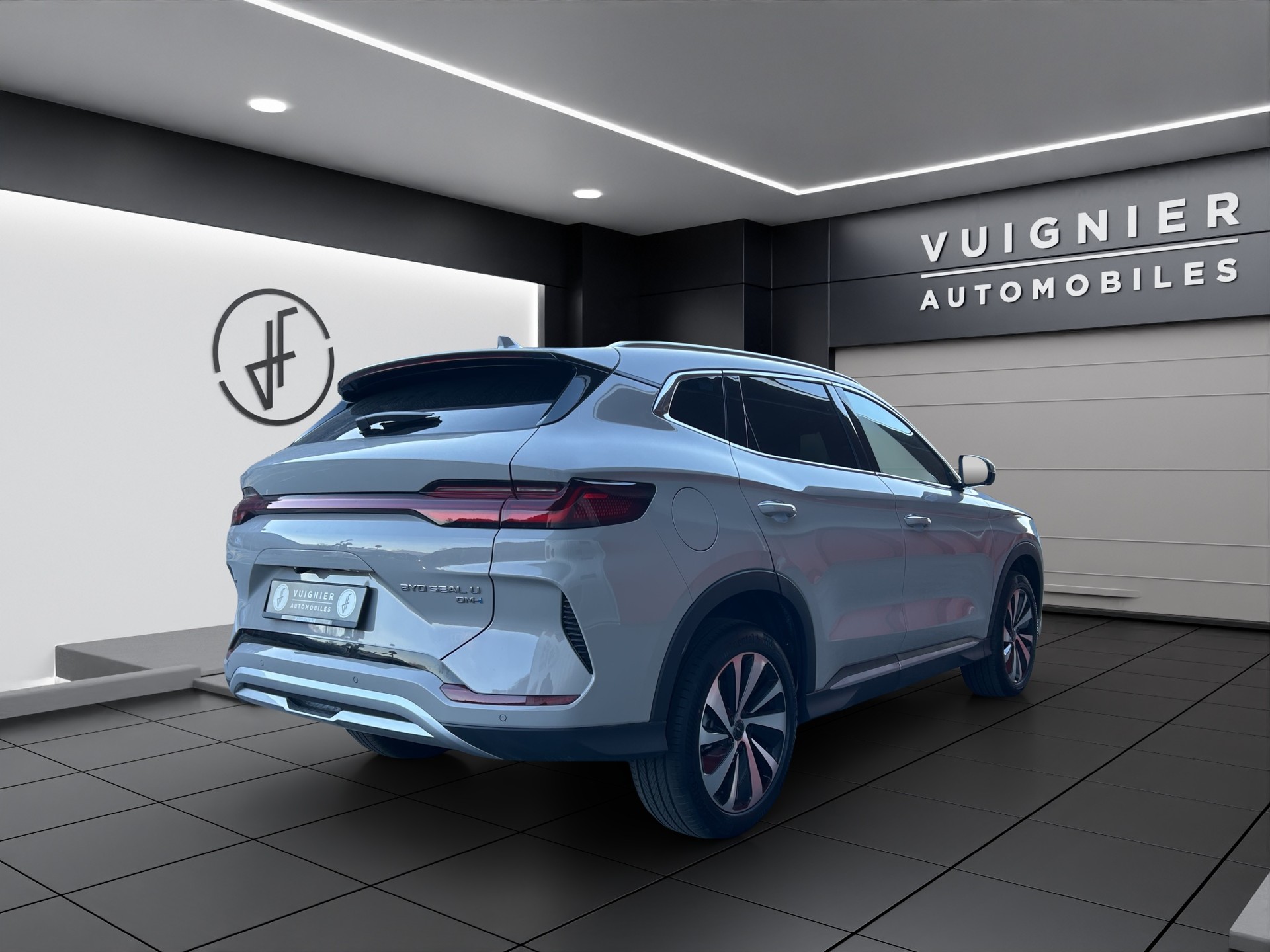 BYD Seal U DM-i Design AWD-image-4