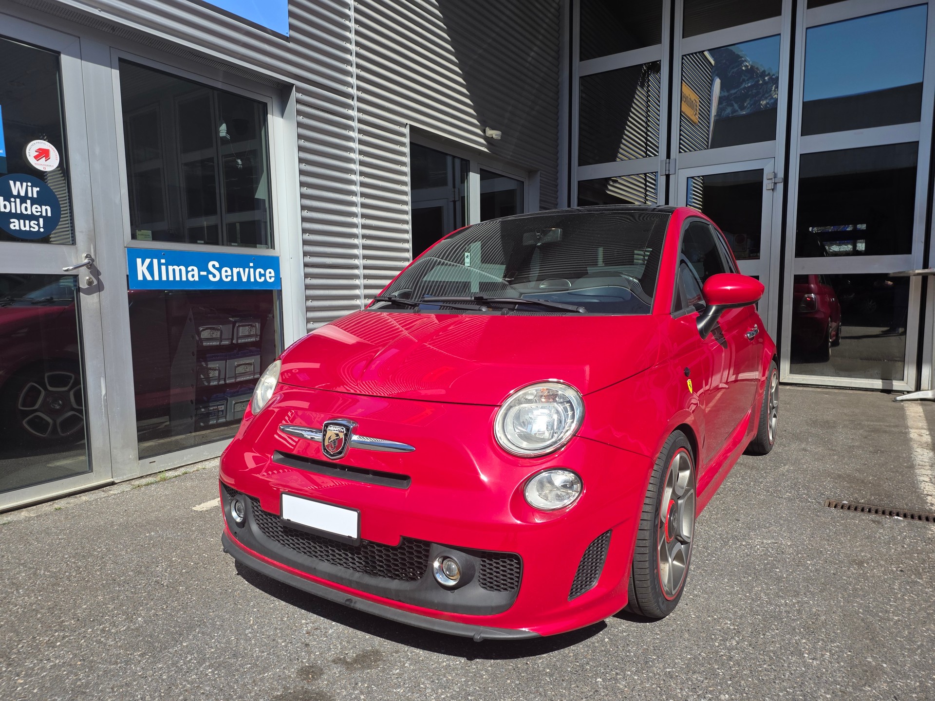 FIAT 500 1.4 16V Turbo Abarth-image-0