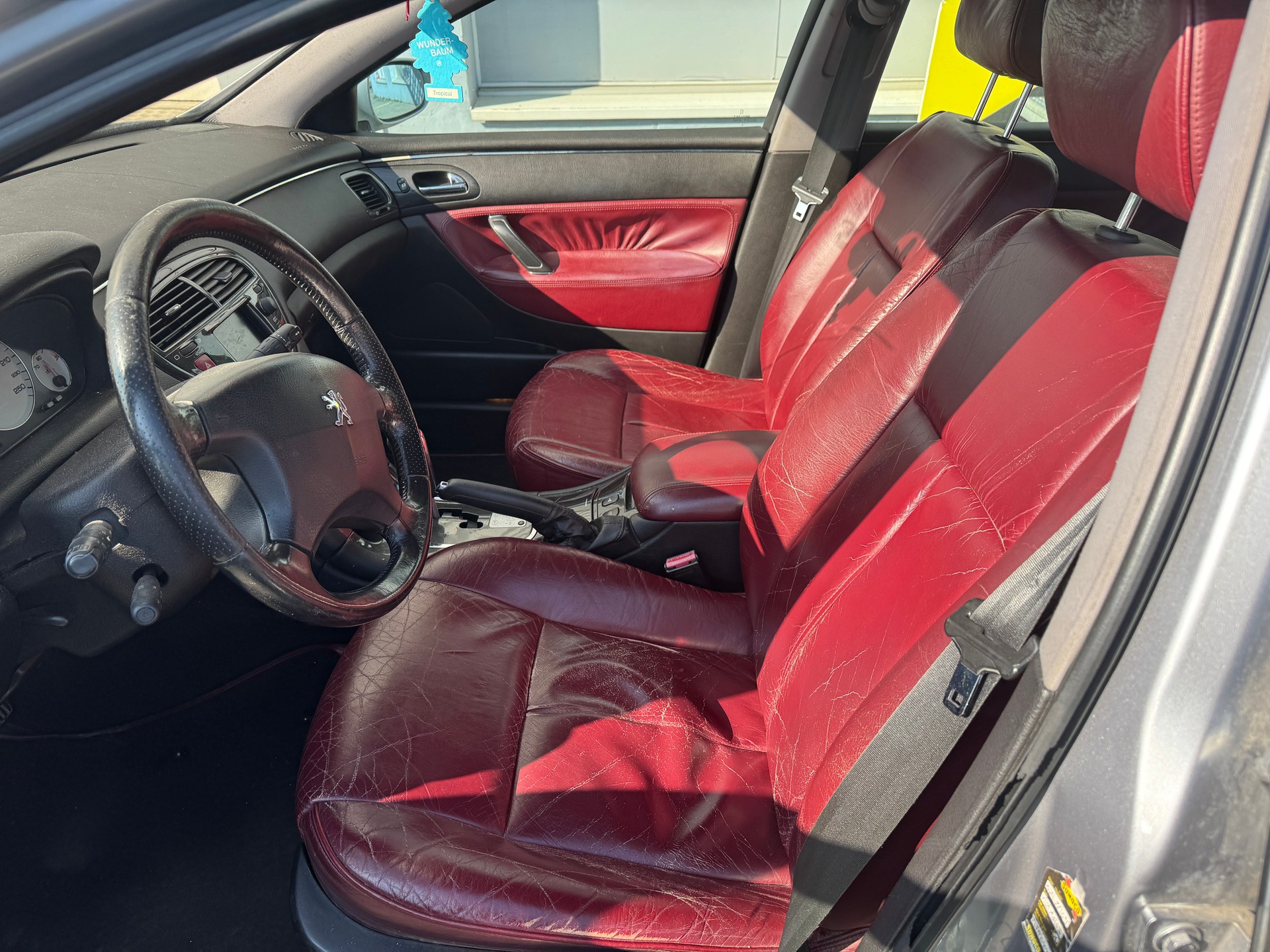 PEUGEOT 607 2.2 HDI Luxe-image-8