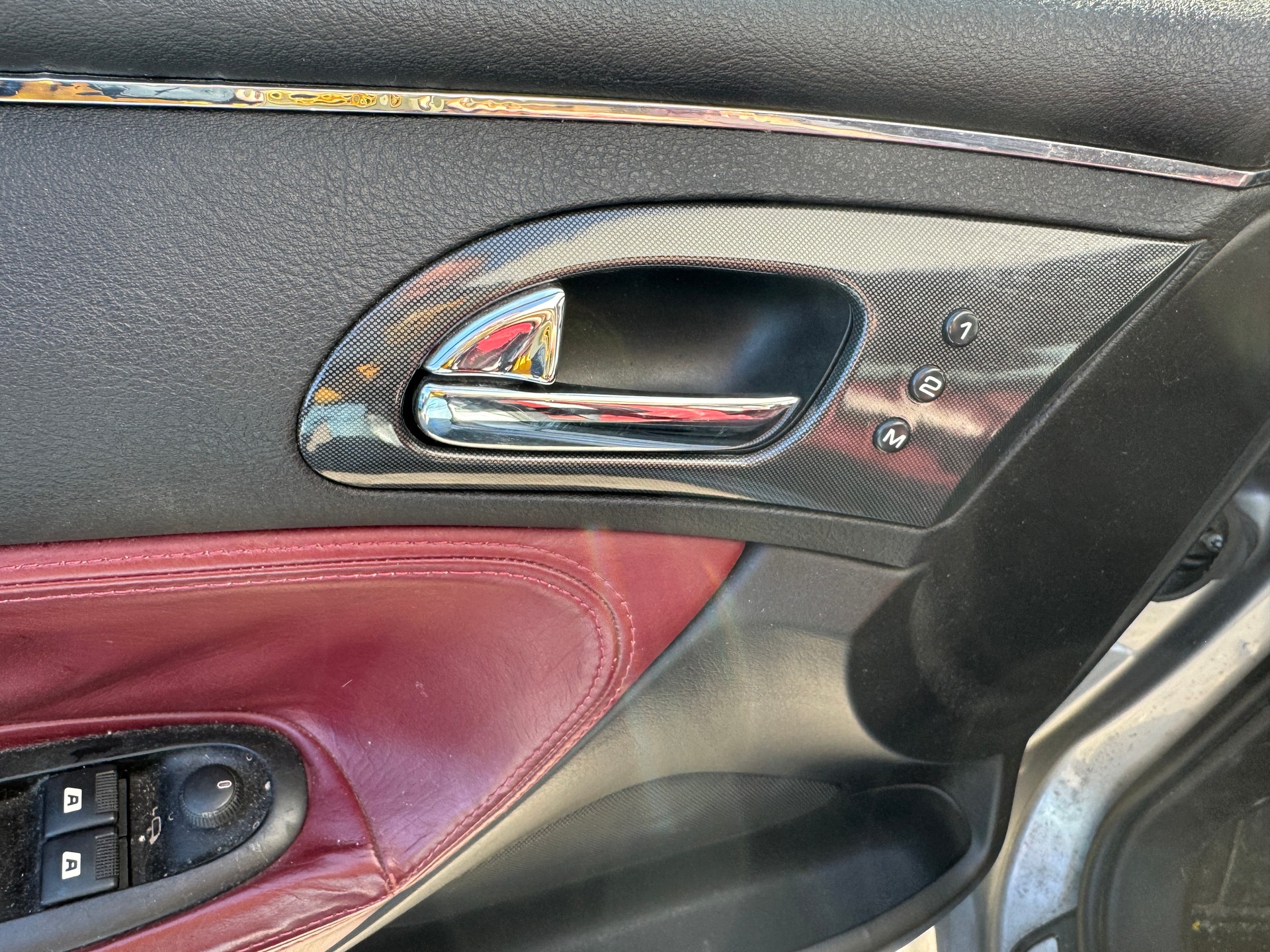 PEUGEOT 607 2.2 HDI Luxe-image-9