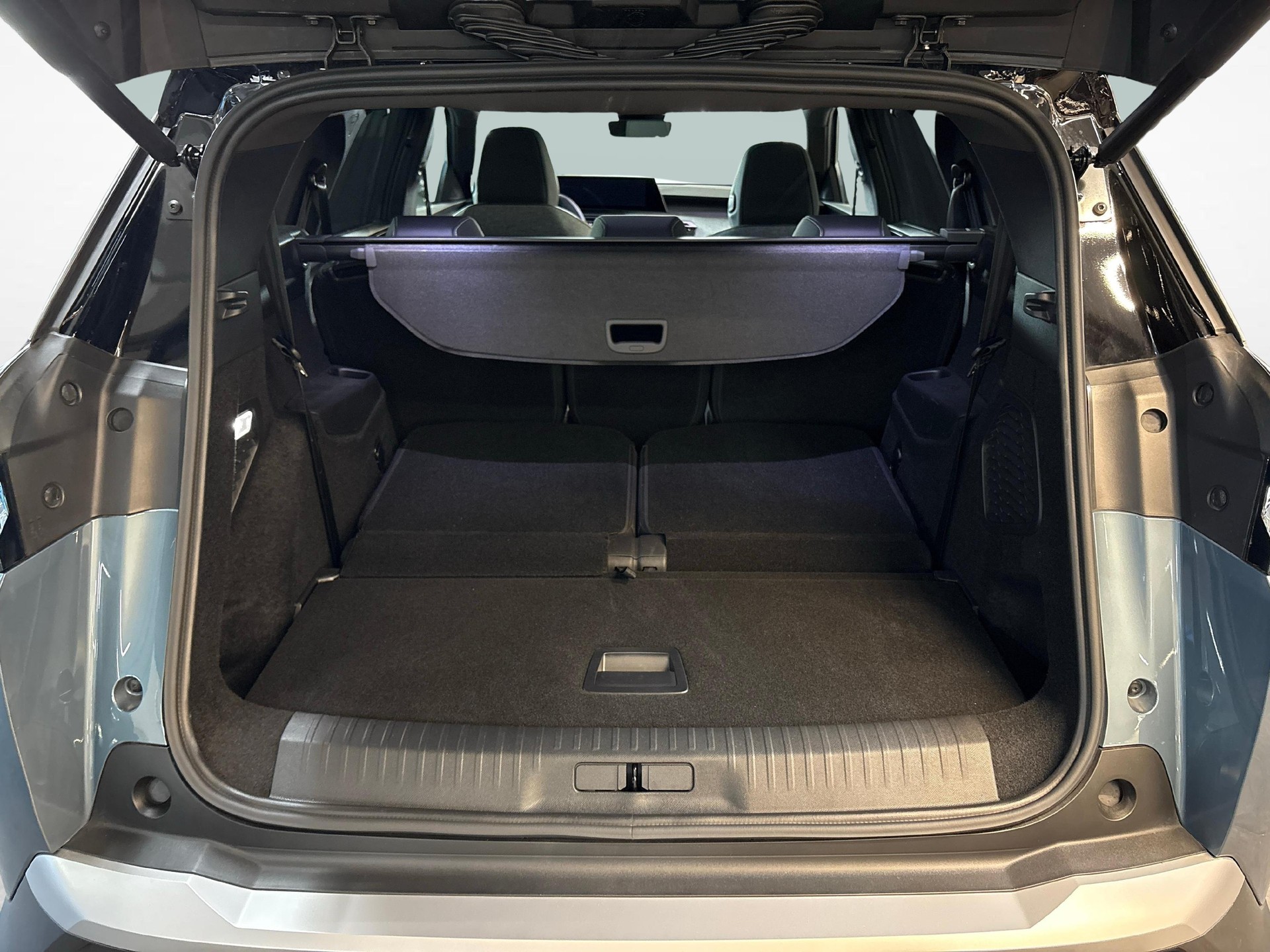 PEUGEOT 5008 1.2 Hybrid GT-image-12
