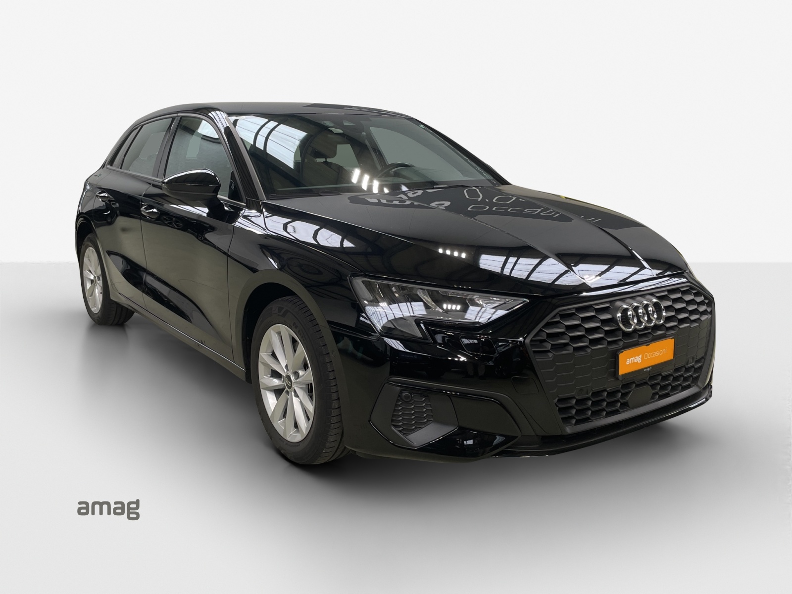 AUDI A3 Sportback 35 TFSI Attraction S-tronic-image-5