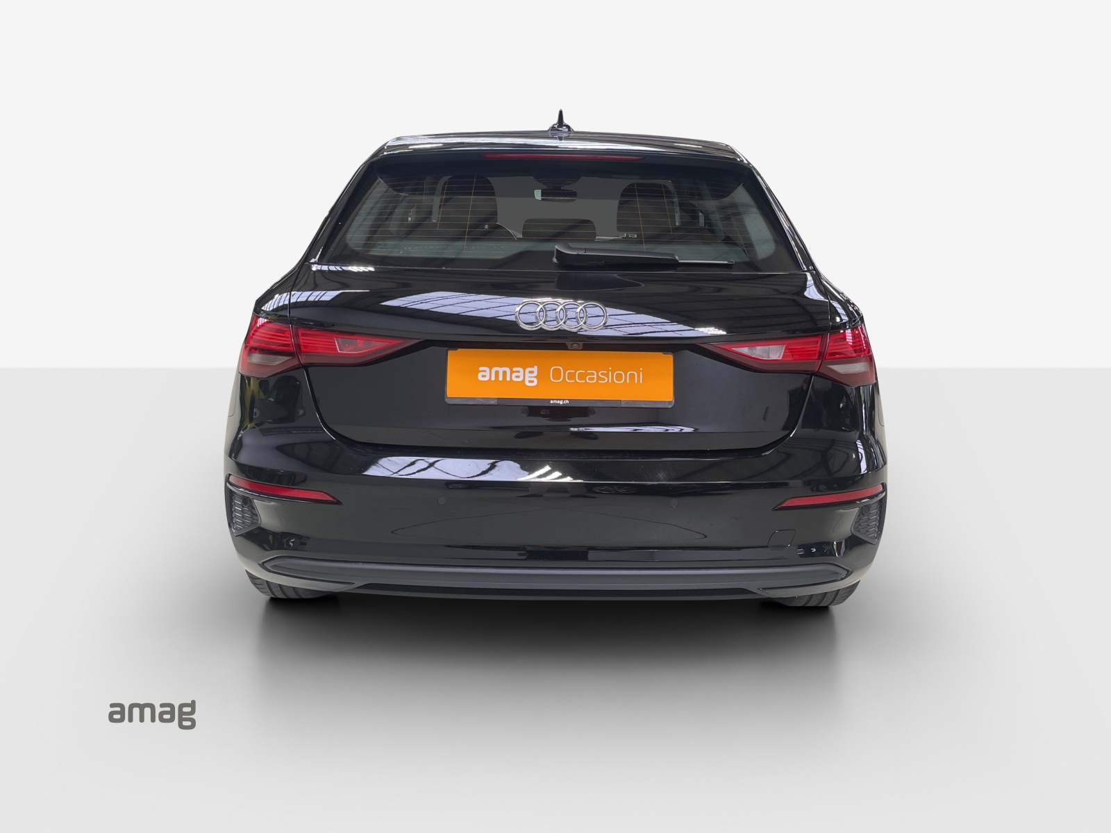 AUDI A3 Sportback 35 TFSI Attraction S-tronic-image-3