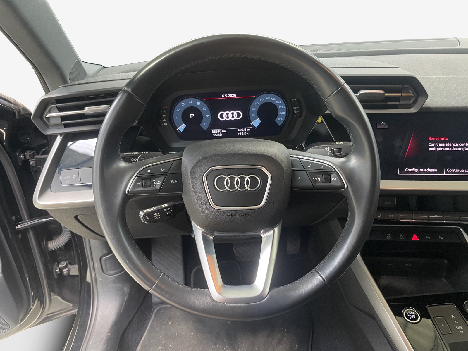 AUDI A3 Sportback 35 TFSI Attraction S-tronic-image-9