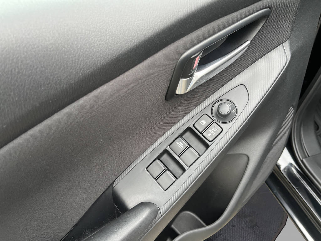 MAZDA 2 1.5 90 Exclusive-Line Automat-image-11