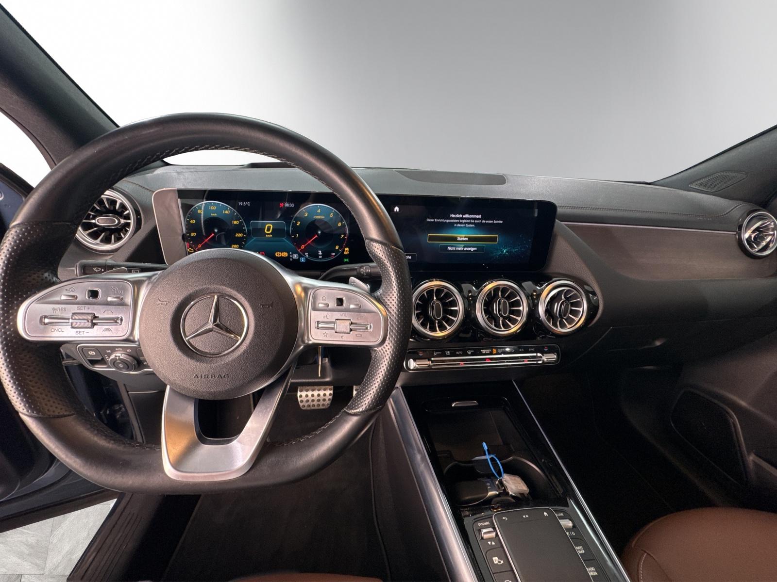 MERCEDES-BENZ GLA 250 AMG Line 4matic-image-10