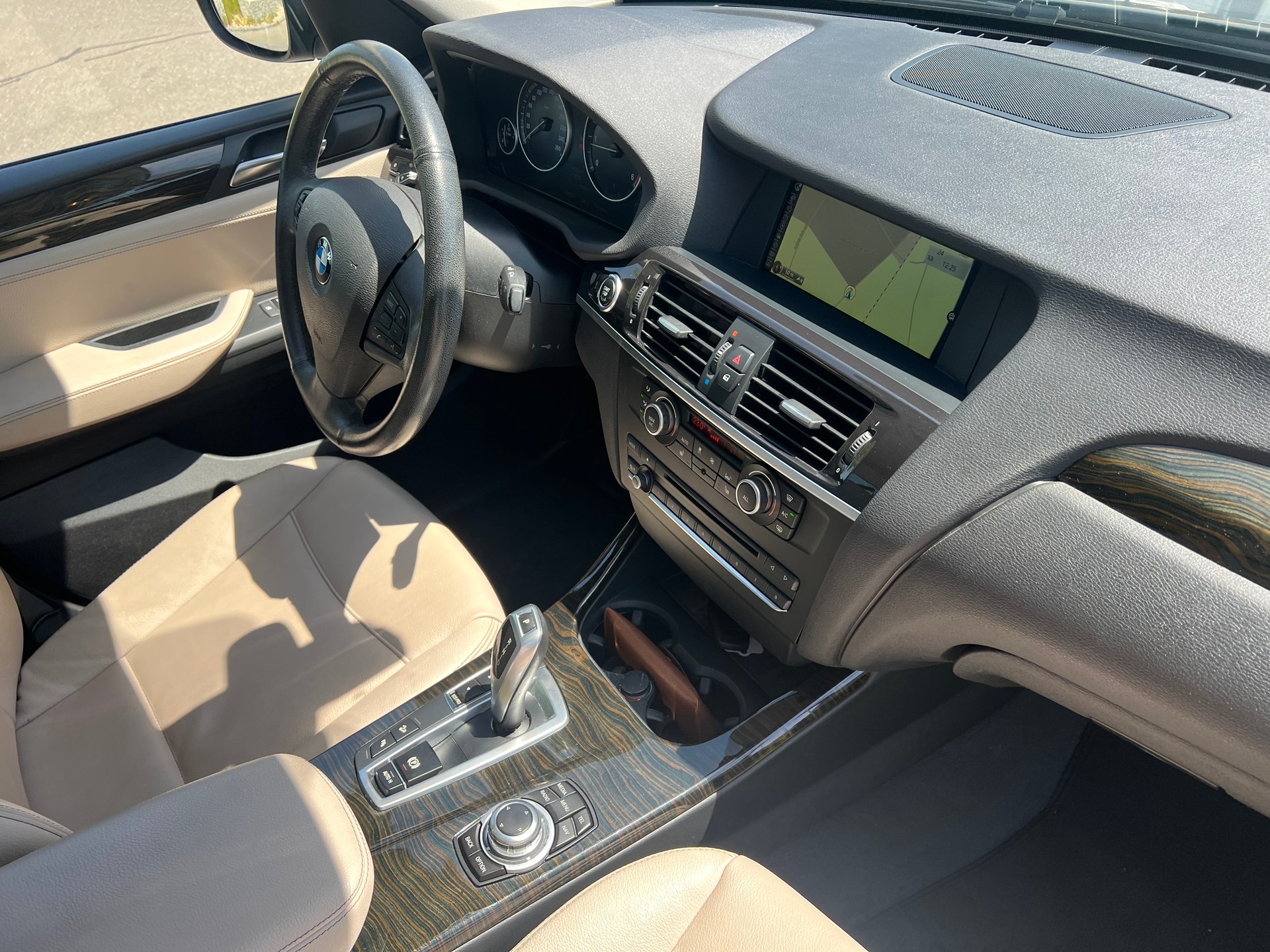 BMW X3 xDrive 20d Steptronic-image-15