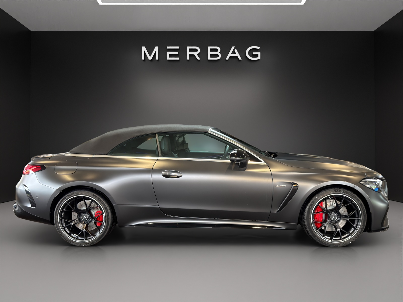 MERCEDES-BENZ CLE AMG 53 Cabrio 4Matic+ 9G-Tronic-image-1