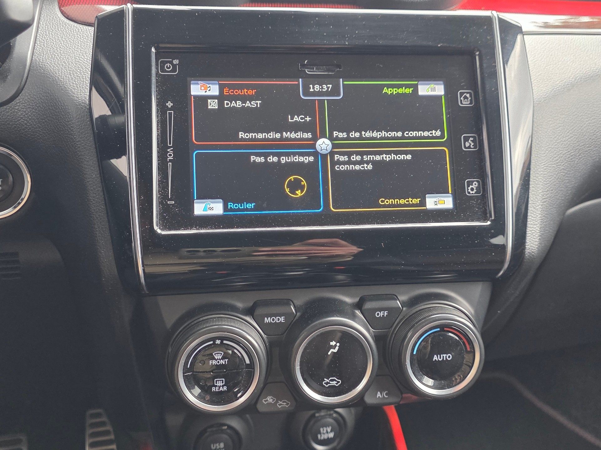 SUZUKI Swift Sport 1.4i 16V Compact Top-image-14