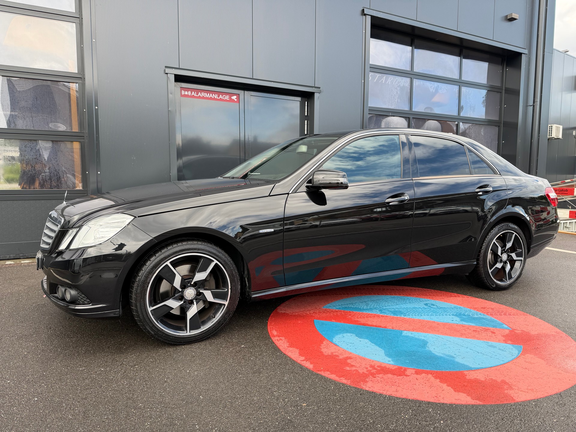 MERCEDES-BENZ E 350 CDI BlueEfficiency 4Matic 7G-Tronic-image-2