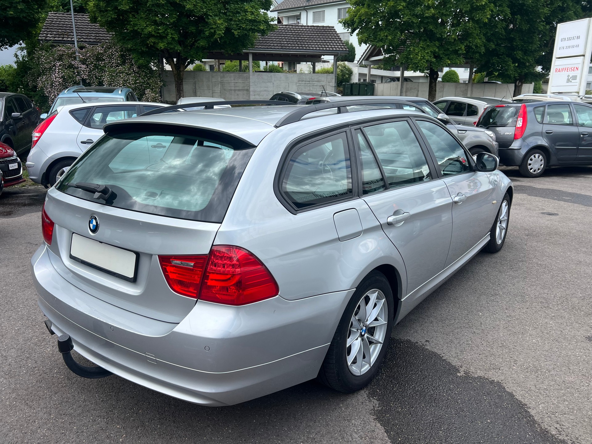BMW 320d xDrive Touring Steptronic-image-3