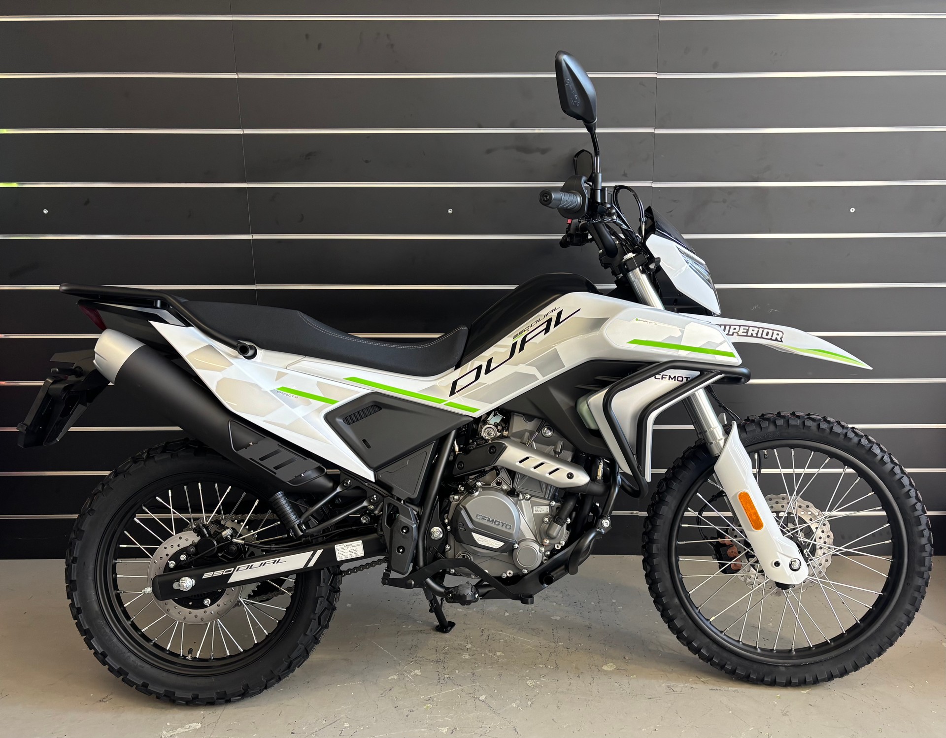 CF MOTO 250 Dual