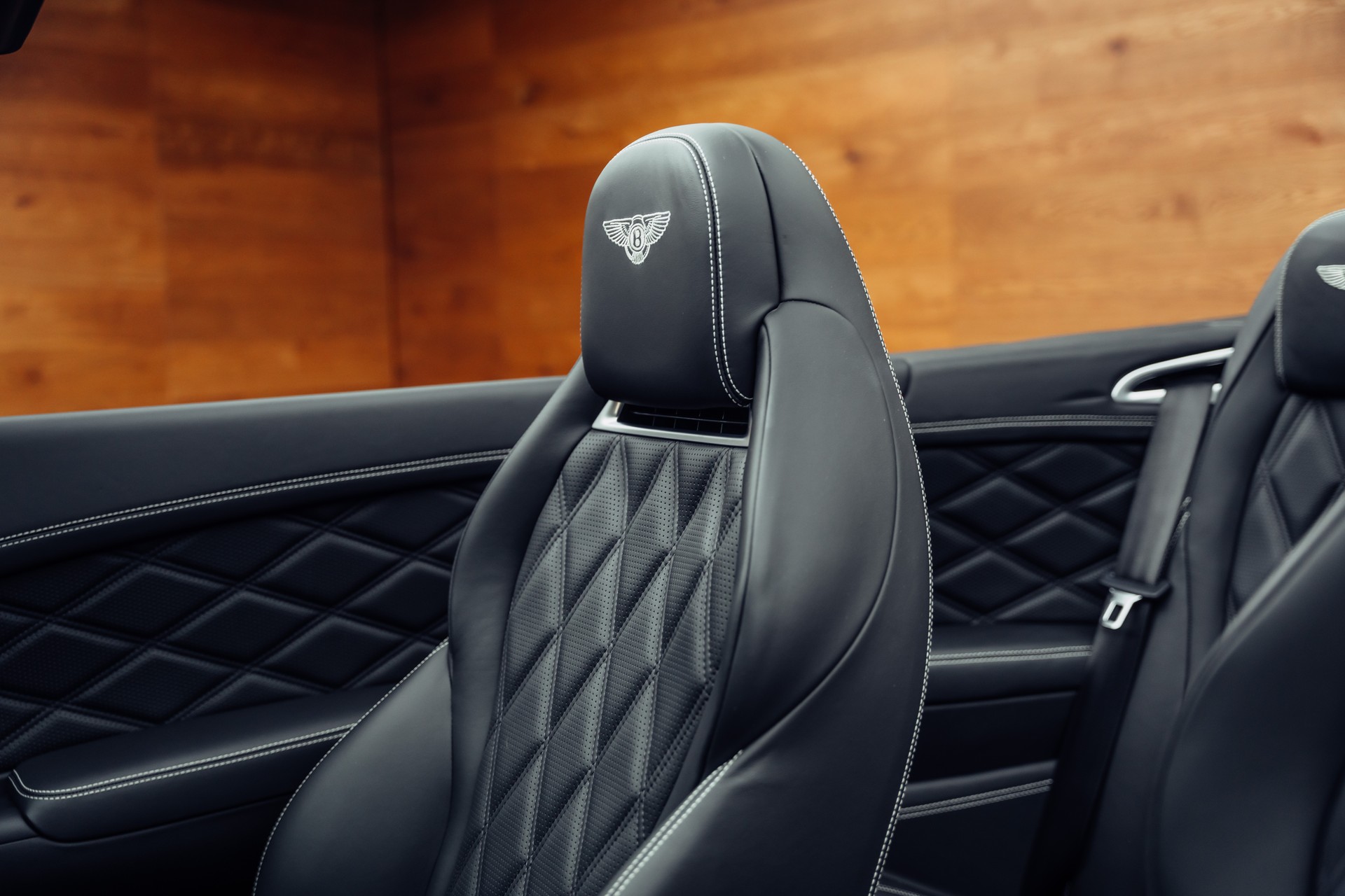 BENTLEY Continental GTC 4.0 V8 S-image-11