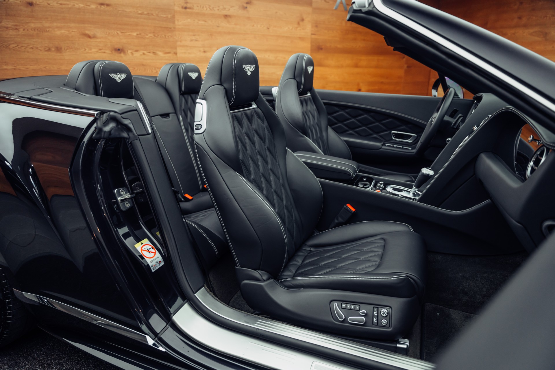 BENTLEY Continental GTC 4.0 V8 S-image-6