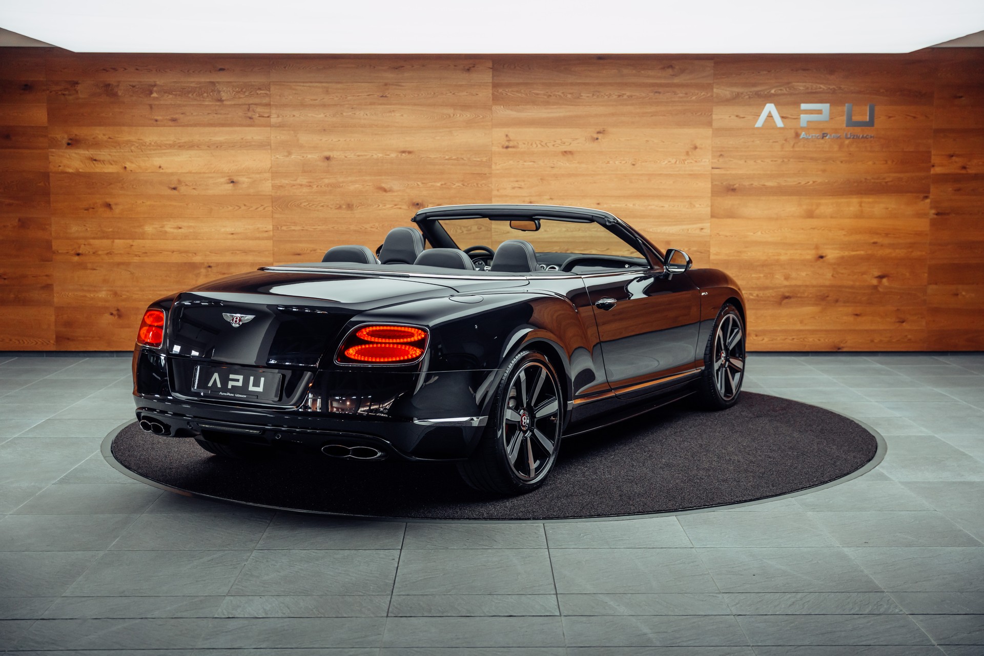 BENTLEY Continental GTC 4.0 V8 S-image-1
