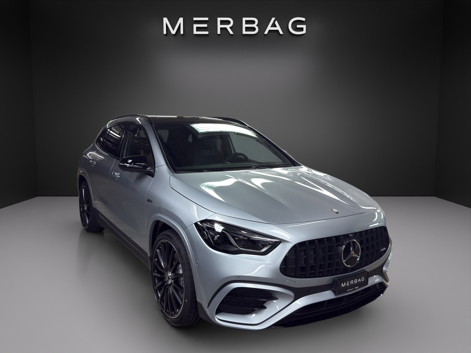 MERCEDES-BENZ GLA AMG 35 4Matic 8G-DCT-image-5