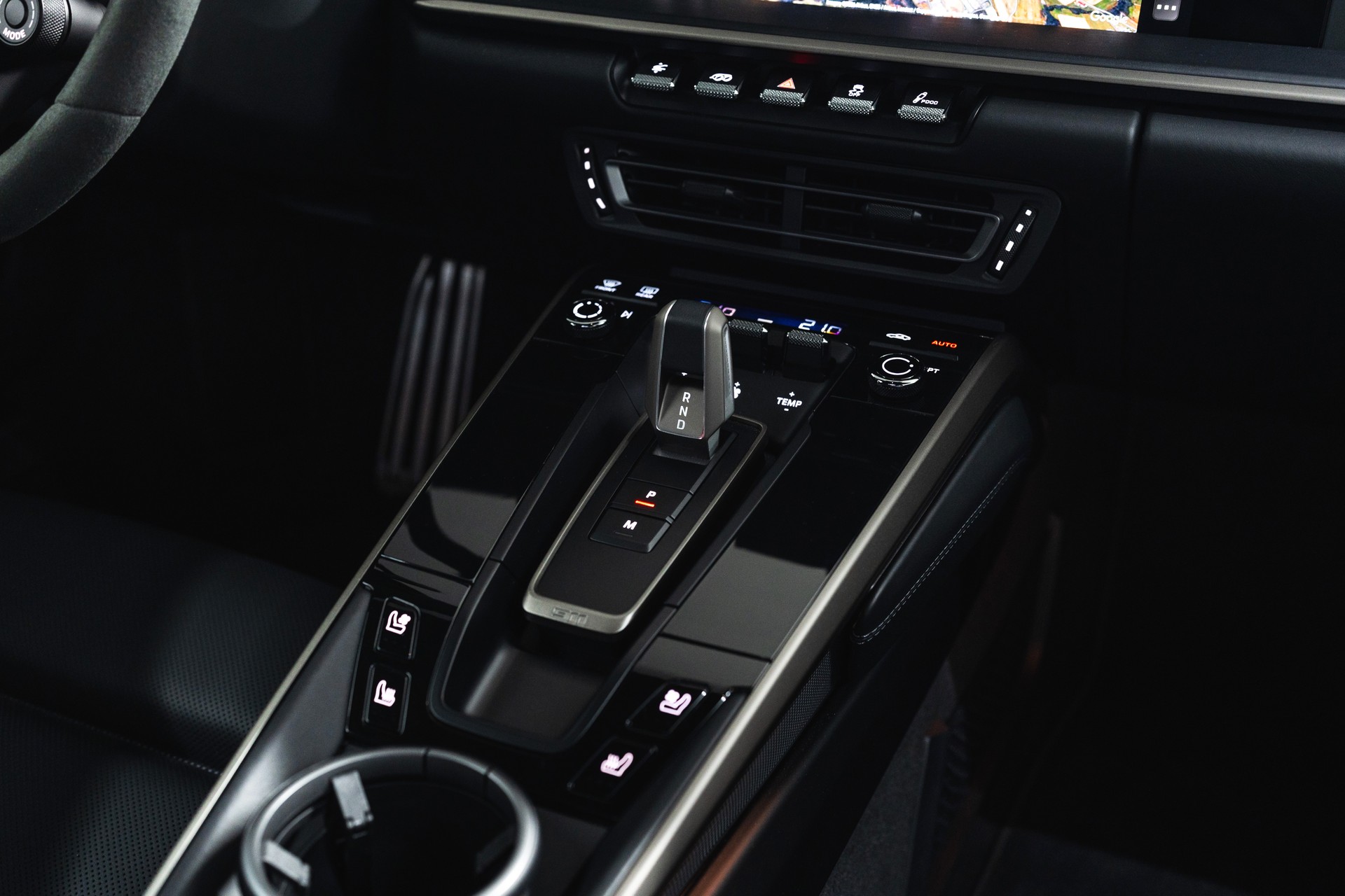 PORSCHE 911 Turbo 50 Jahre-image-24