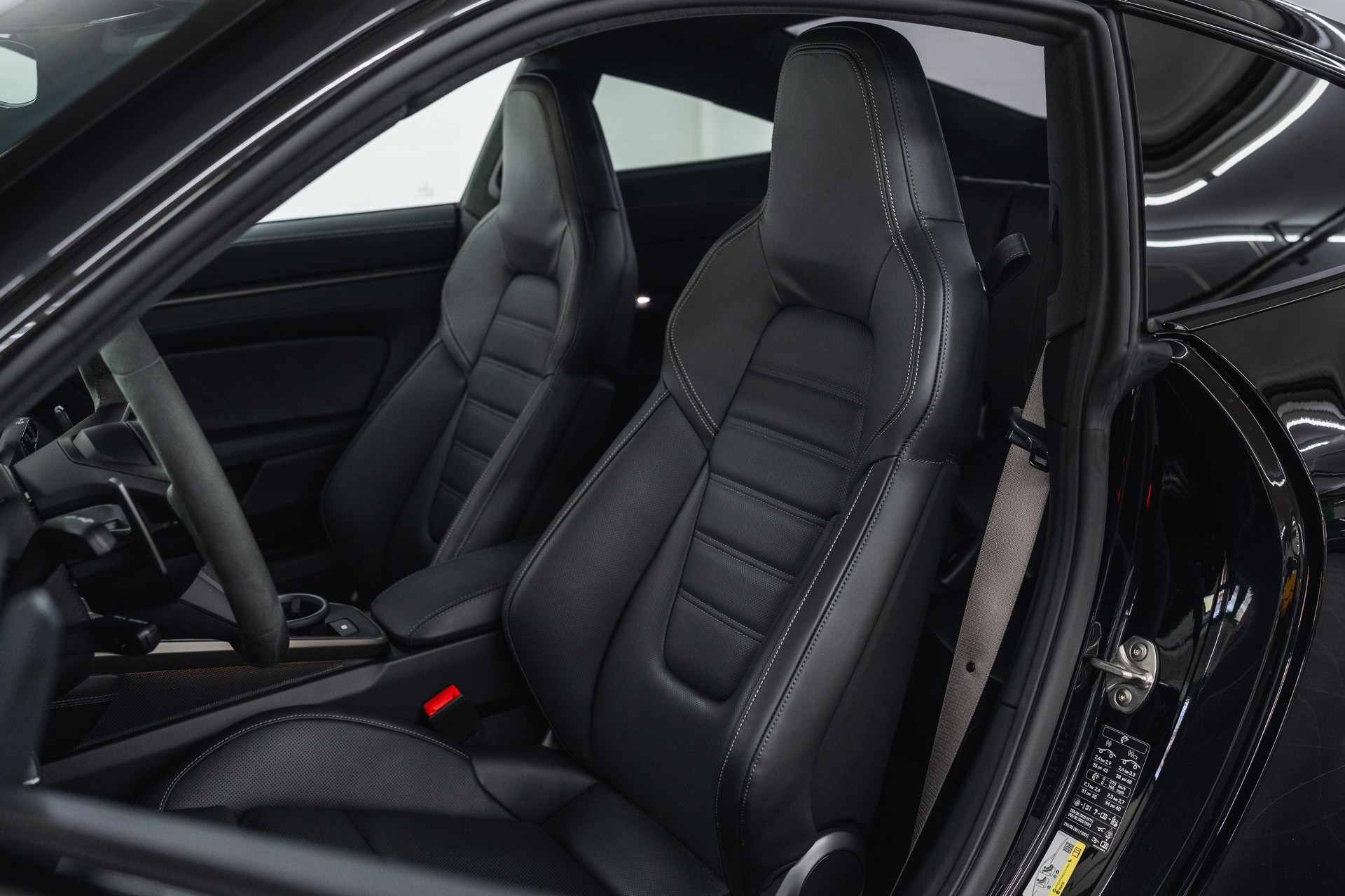 PORSCHE 911 Turbo 50 Jahre-image-14