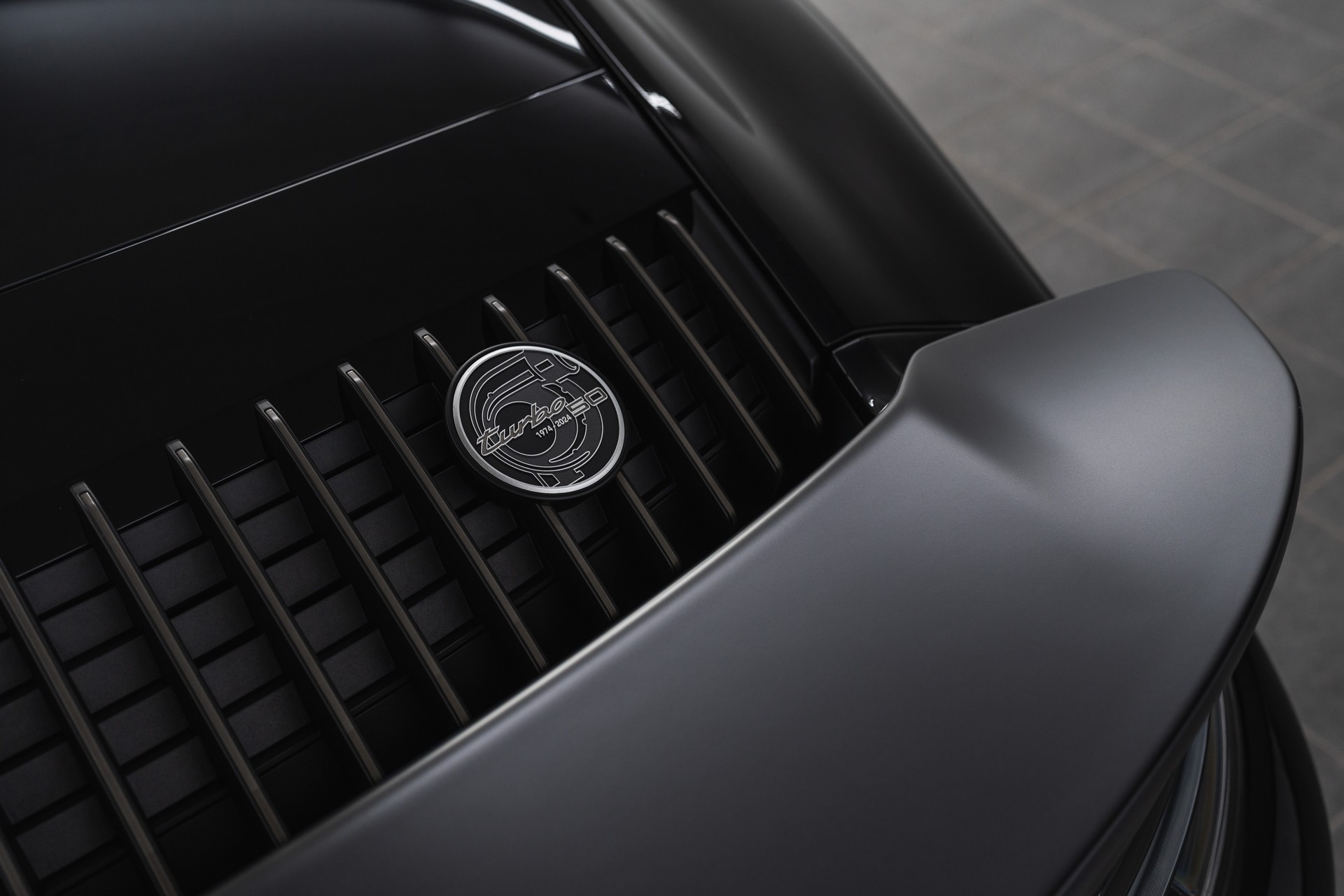 PORSCHE 911 Turbo 50 Jahre-image-8